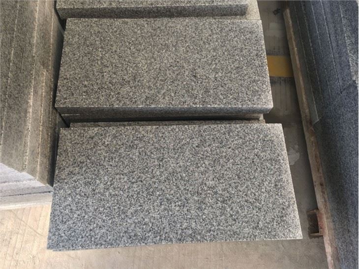 Sesame White Granite Paving Tile